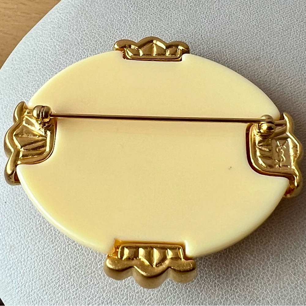 VINTAGE YSL YVES SAINT LAURENT CREAM TORTOISE MALTESE CROSS BROOCH PIN STATEMENT - Picture 6 of 16